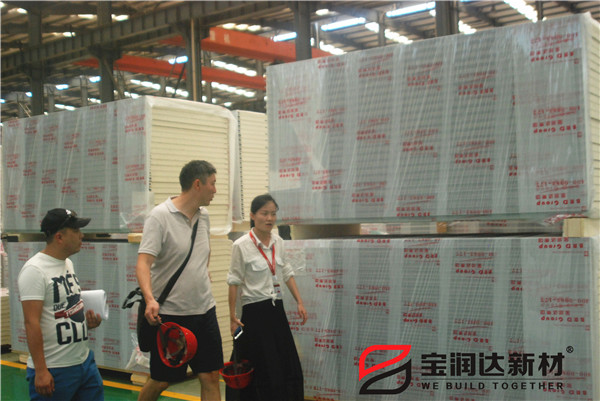 系统化产品服务，加拿大Rustam先生一行来访宝润达洽谈合作