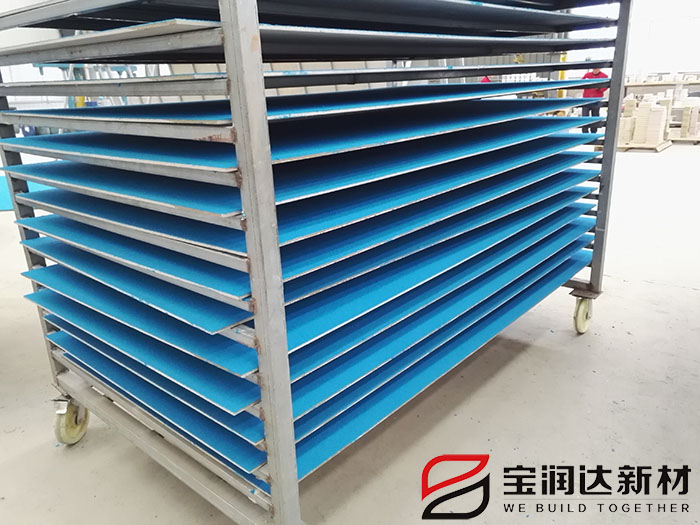 保温装饰一体板