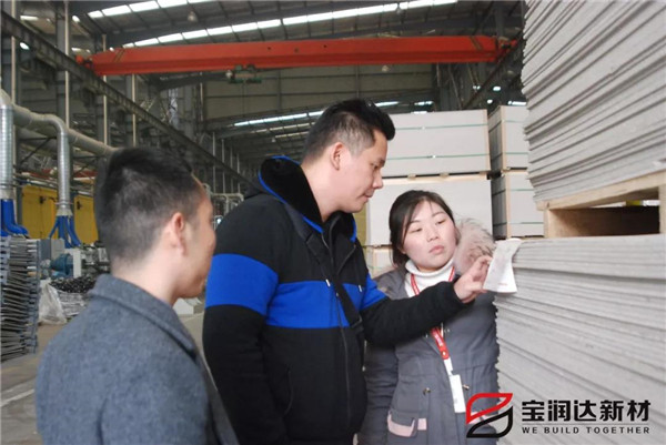 品质保证！美国客户采购商Patrick先生来访宝润达考察验货