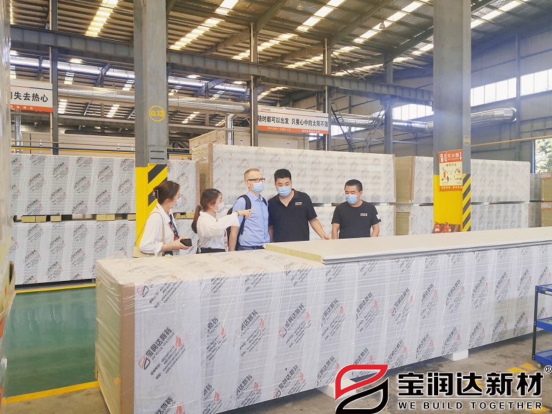 出口海外荷兰客户来访宝润达参观考察